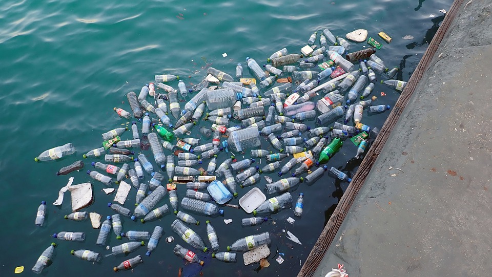 Plastic is a Drag